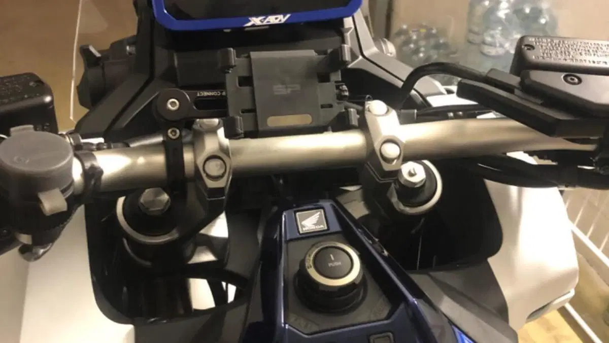 Honda X-ADV 750 Special Edition (2026)  (9)