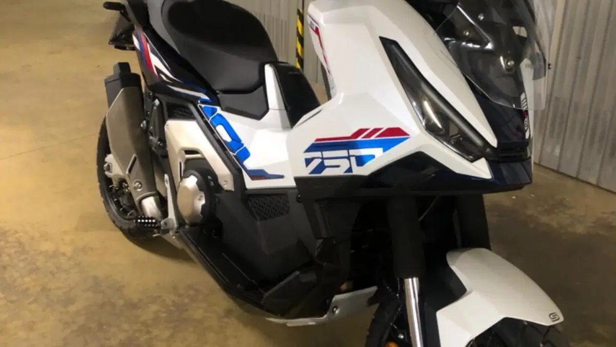 Honda X-ADV 750 Special Edition (2026)  (10)