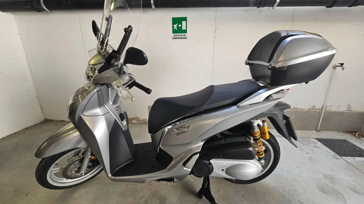 Honda SH 300 i ABS (2016 - 20)  (5)