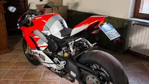 Ducati Panigale V4 S 1100 (2018 - 19)  (3)