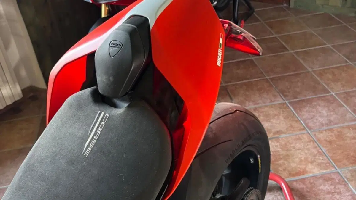 Ducati Panigale V4 S 1100 (2018 - 19)  (8)