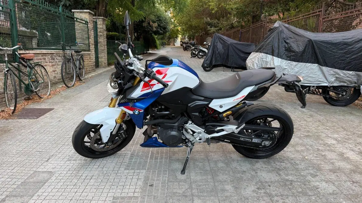 Bmw F 900 R (2021 - 24)  (2)