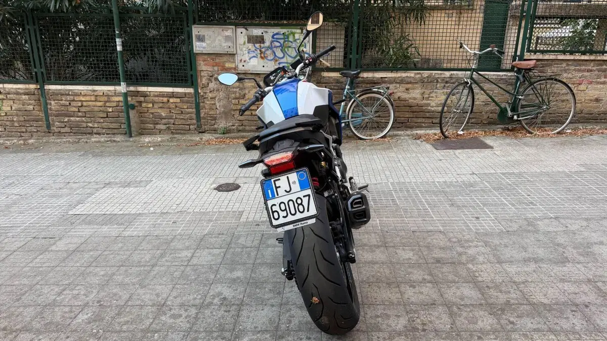 Bmw F 900 R (2021 - 24)  (4)