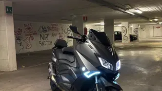 Yamaha T-Max 530 ABS (2015 - 17) usata