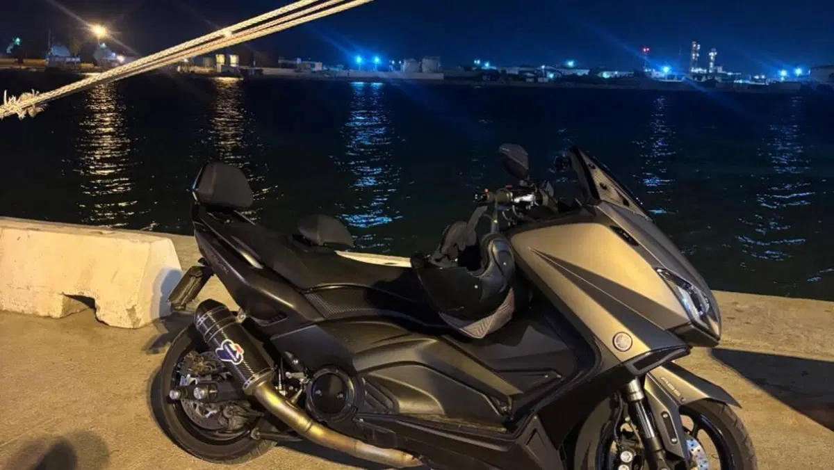 Yamaha T-Max 530 ABS (2015 - 17)  (3)