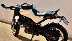 Husqvarna Vitpilen 401 (2018 - 19)  (3)