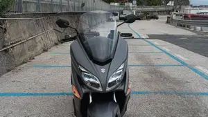Suzuki Burgman AN 400 (2017 - 20)  (2)