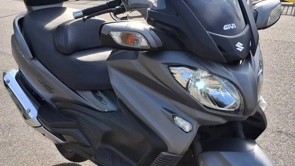 Suzuki Burgman AN 650 Executive (2017 - 20)  (3)