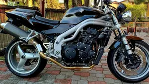 Triumph Speed Triple 955 (2002 - 04)  (6)