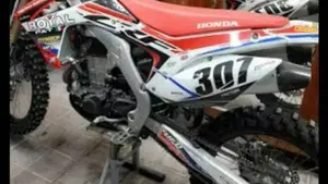 Honda CRF 450R (2014)  (2)