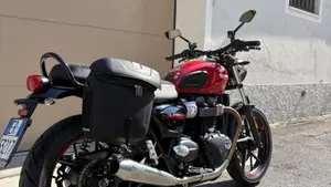 Triumph Street Twin 900 (2019 - 20)  (3)