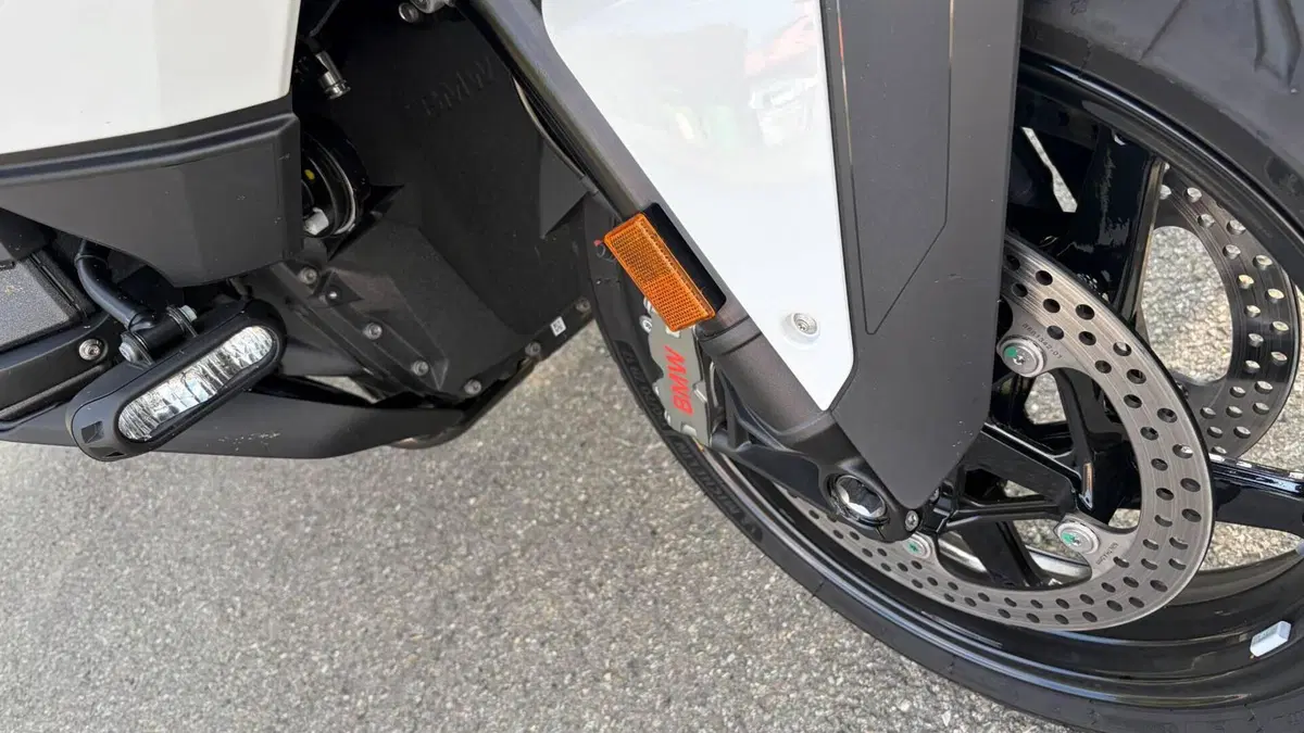 Bmw R 1300 RT (2026)  (8)