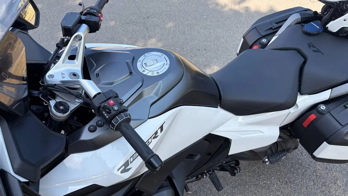 Bmw R 1300 RT (2026)  (12)