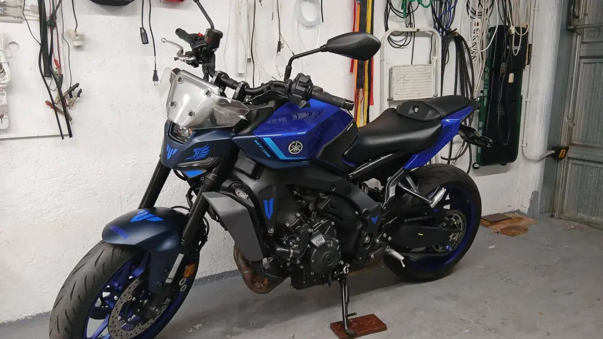 Yamaha MT-09 Y-AMT (2024 - 26)  (8)