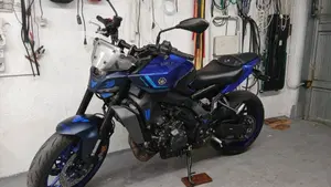 Yamaha MT-09 Y-AMT (2024 - 26)  (8)