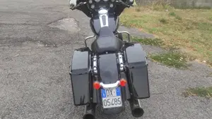 Harley-Davidson 1690 Street Glide (2011 - 13) - FLHX  (4)