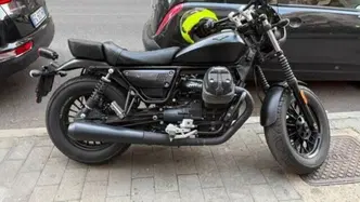 Moto Guzzi V9 Bobber (2018 - 20) usata