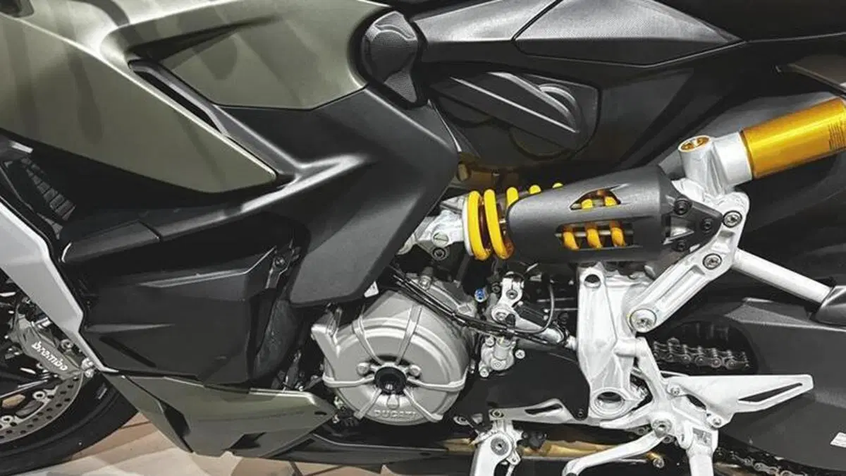 Ducati Streetfighter V2 (2022 - 24)  (7)