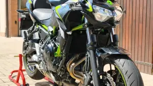 Kawasaki Z 650 (2021 - 24)  (2)