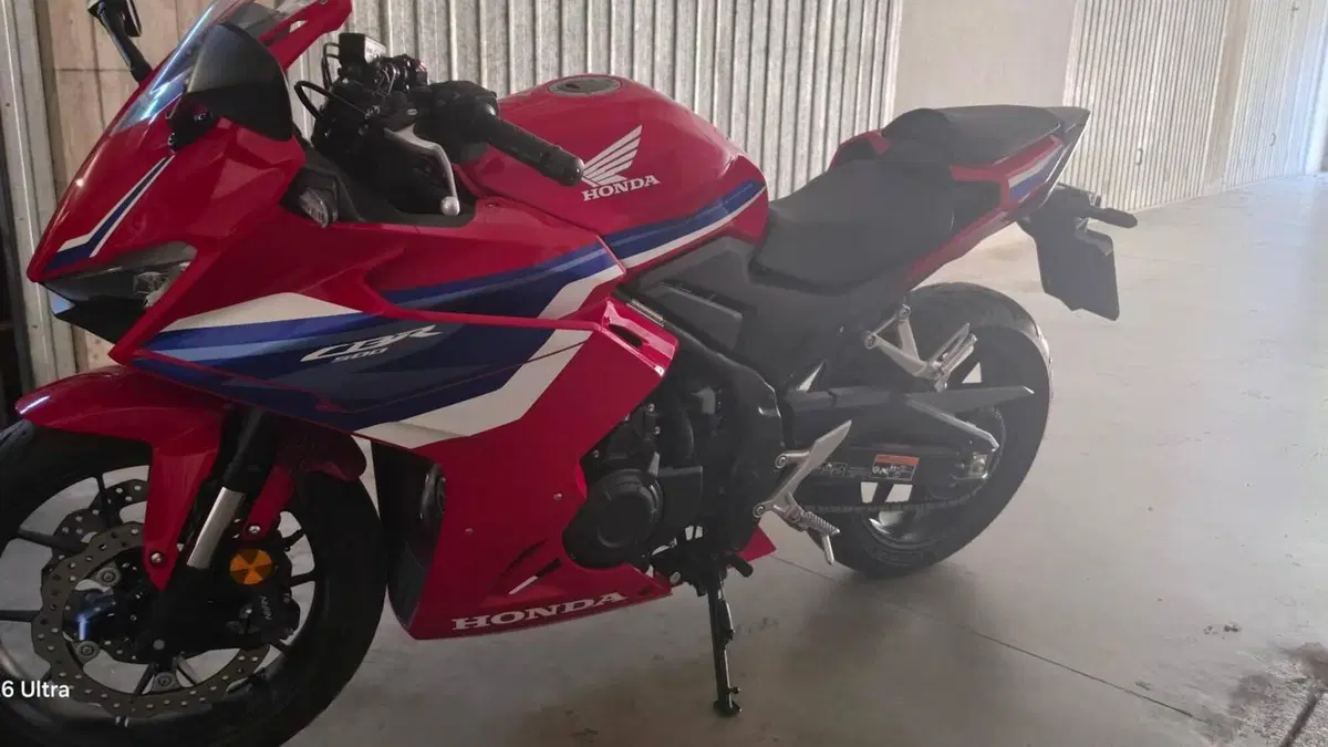 Honda CBR 500 R (2024 - 25)  (2)