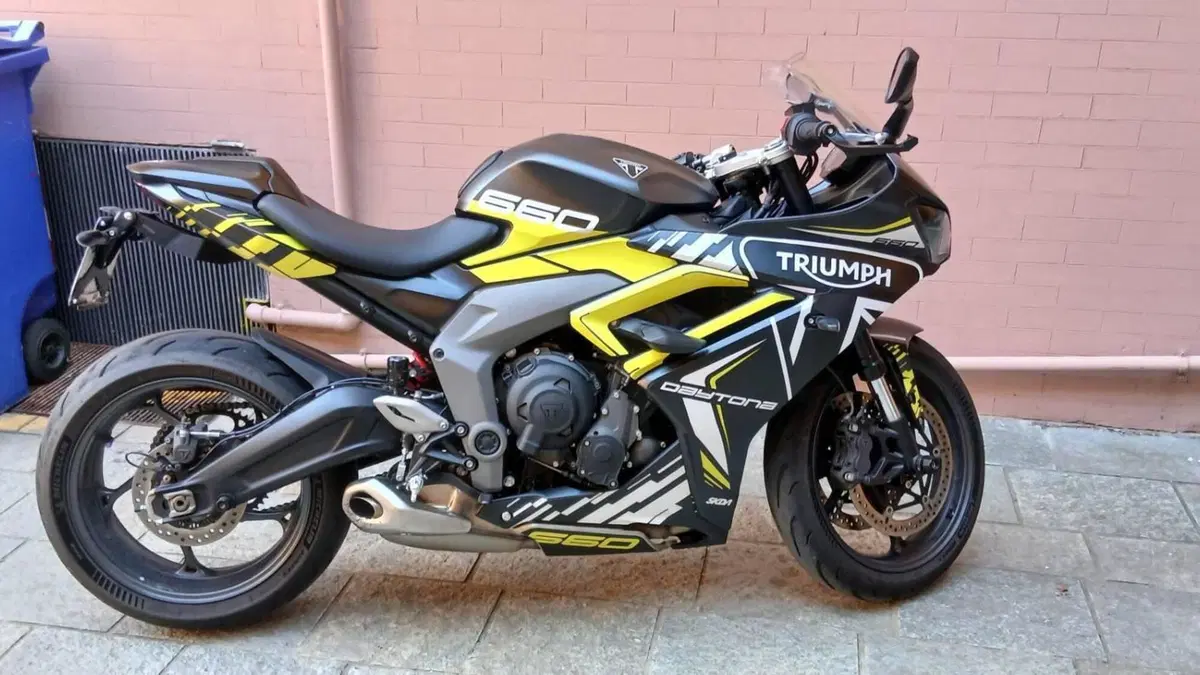 Triumph Daytona 660 (2024 - 26)  (2)