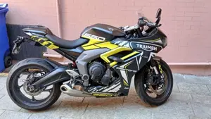 Triumph Daytona 660 (2024 - 26)  (2)
