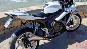 Suzuki GSX R 600 (2011 - 16)  (2)