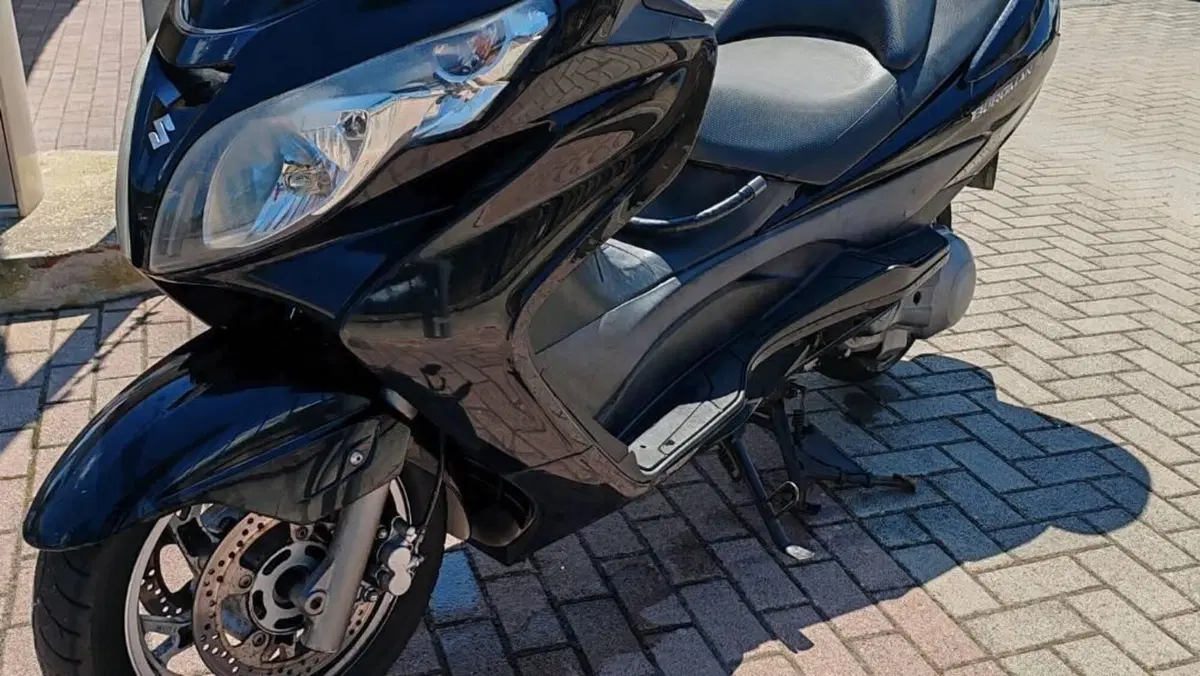 Suzuki Burgman AN 400 (2008 - 13)  (8)