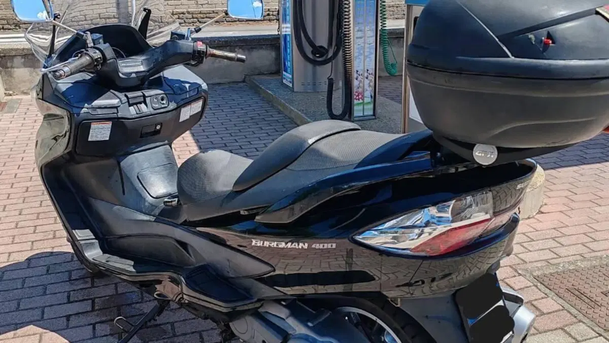 Suzuki Burgman AN 400 (2008 - 13)  (9)