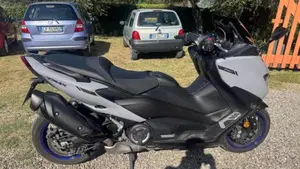 Yamaha T-Max 560 (2020 - 21)  (6)