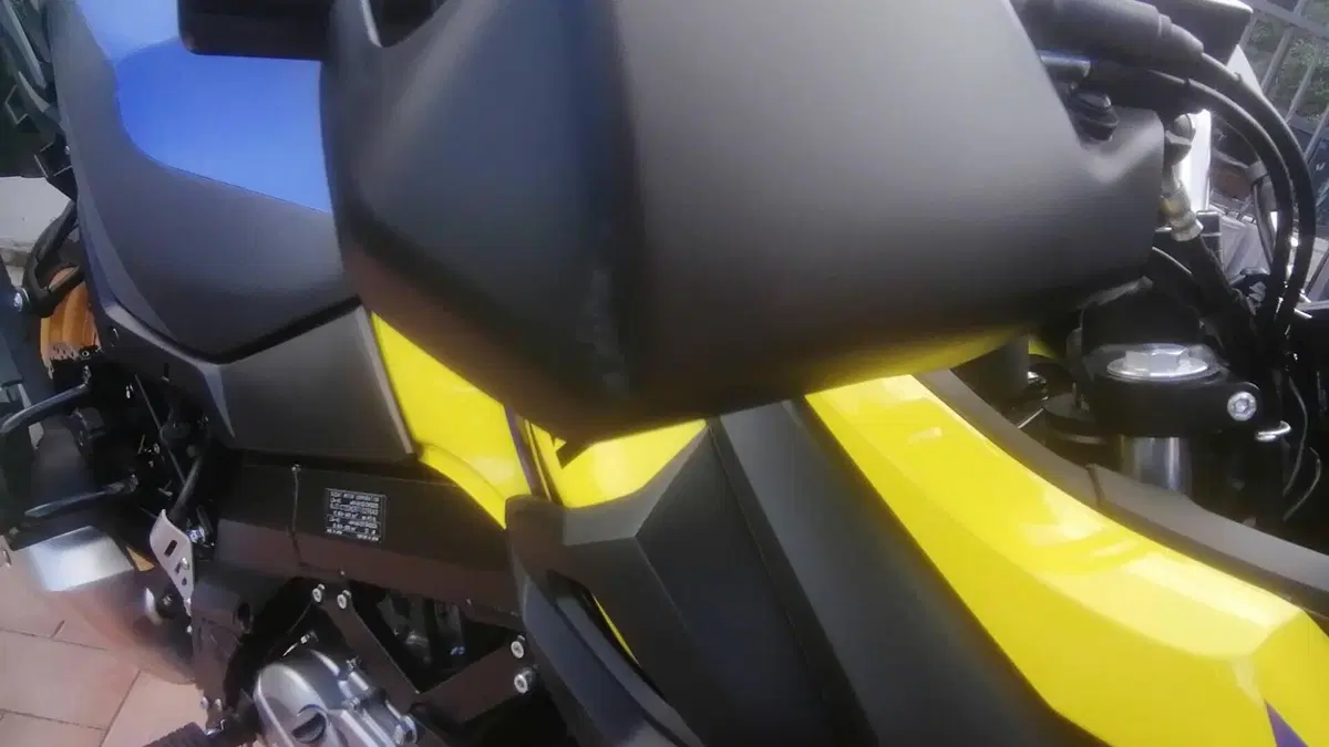 Suzuki V-Strom 650XT Explorer (2022 - 25)  (3)