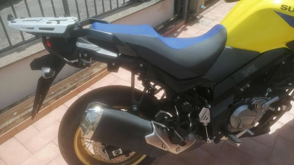 Suzuki V-Strom 650XT Explorer (2022 - 25)  (8)