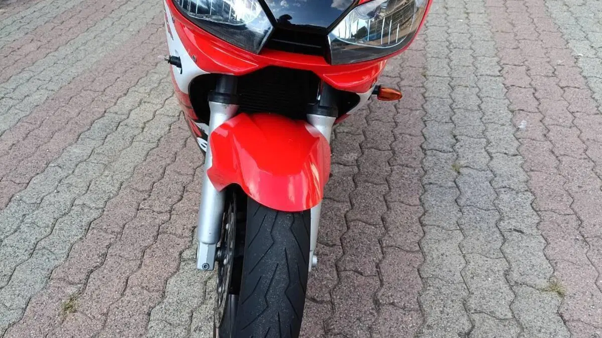 Yamaha YZF R6 (2003 - 04)  (4)