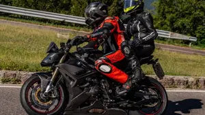 Bmw S 1000 R (2025 - 27)  (2)