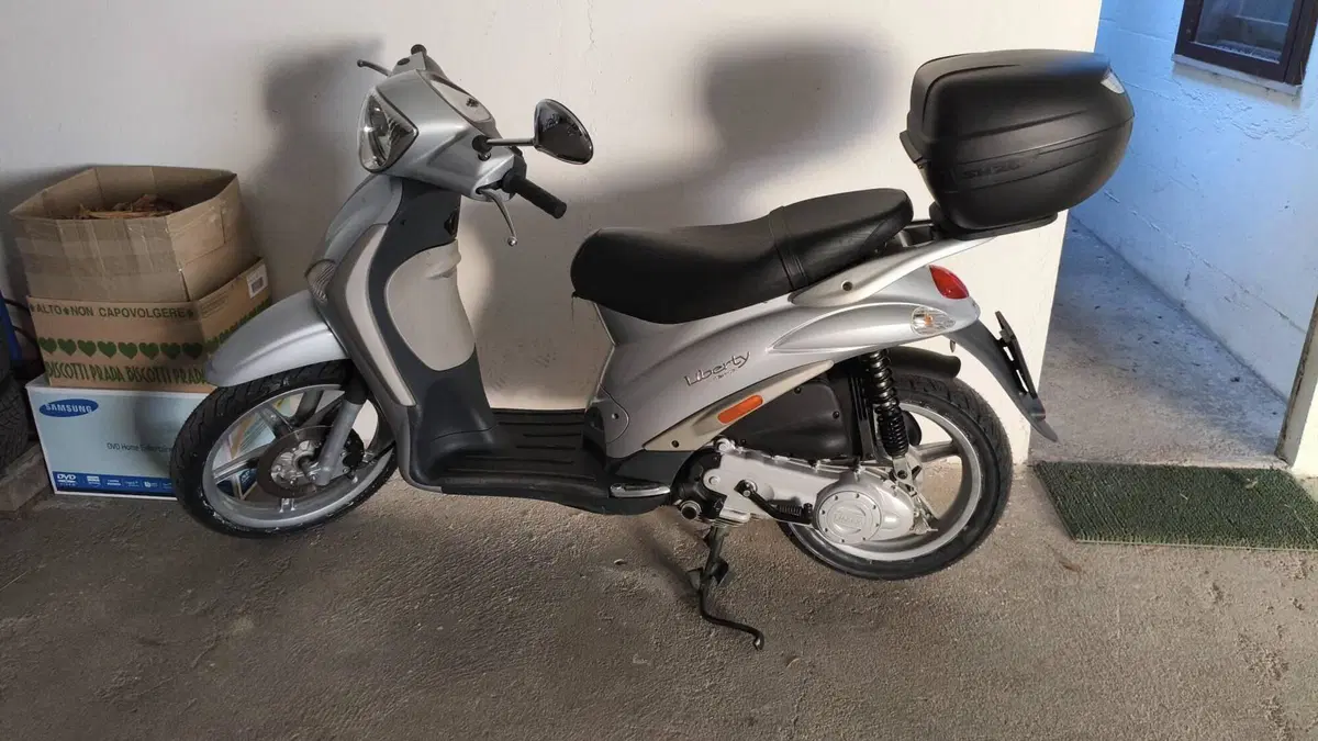 Piaggio Liberty 50 4T (2004 - 16)  (2)