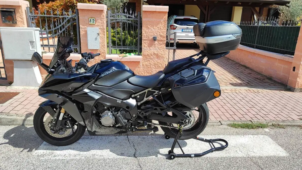 Suzuki GSX-S1000GT (2022 - 24)  (8)
