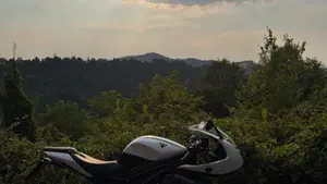 Triumph Speed Triple 1200 RR (2022 - 26)  (4)