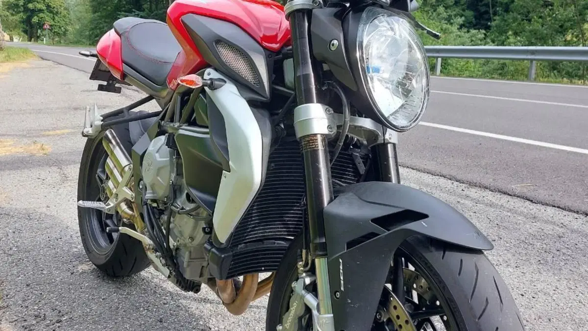 MV Agusta Brutale 675 EAS ABS (2011 - 16)  (4)