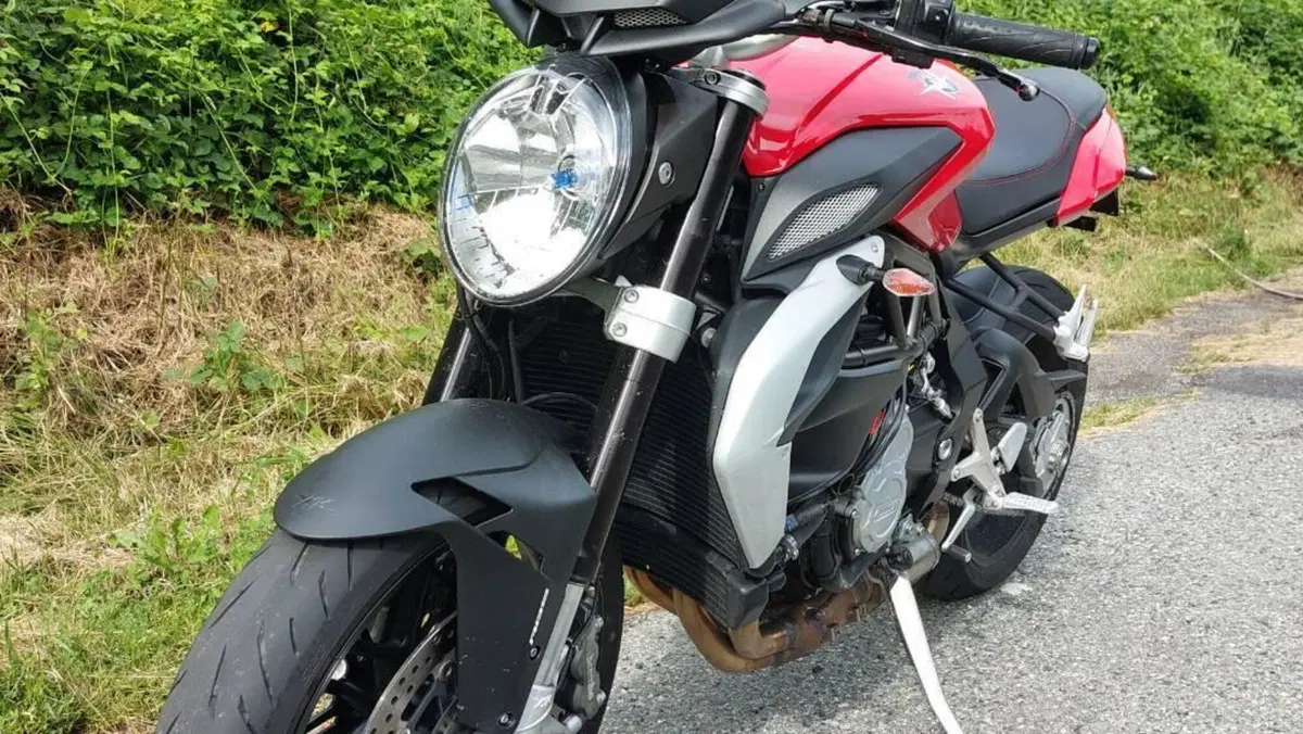 MV Agusta Brutale 675 EAS ABS (2011 - 16)  (5)