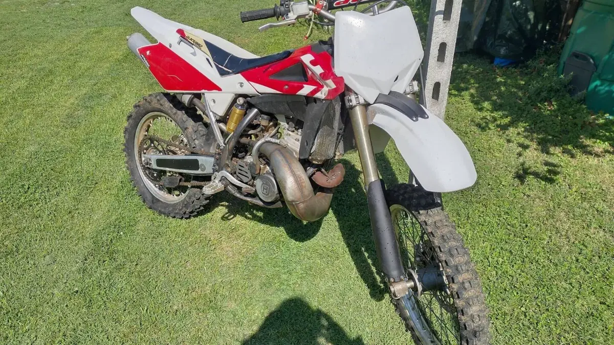 Husqvarna WR 250 (2006)  (2)