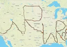 Il disegno GPS più grande del mondo lo hanno fatto due motocicliste