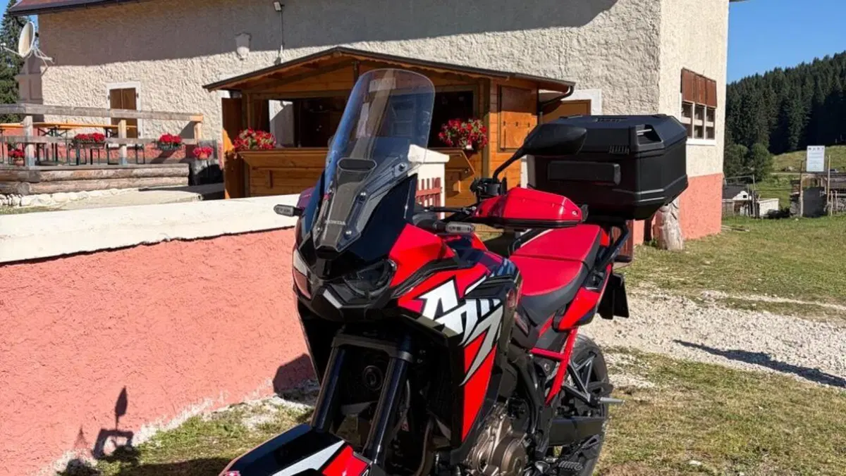 Honda Africa Twin CRF 1100L (2022 - 23)  (3)