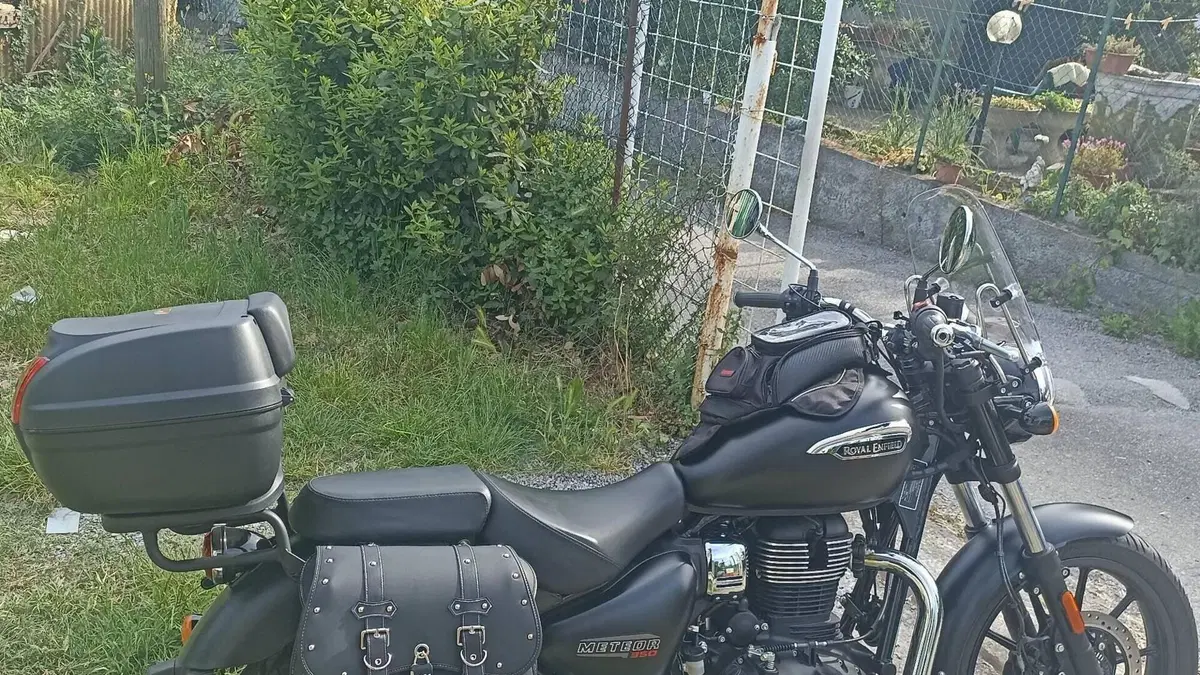 Royal Enfield Meteor 350 (2021 - 26) 