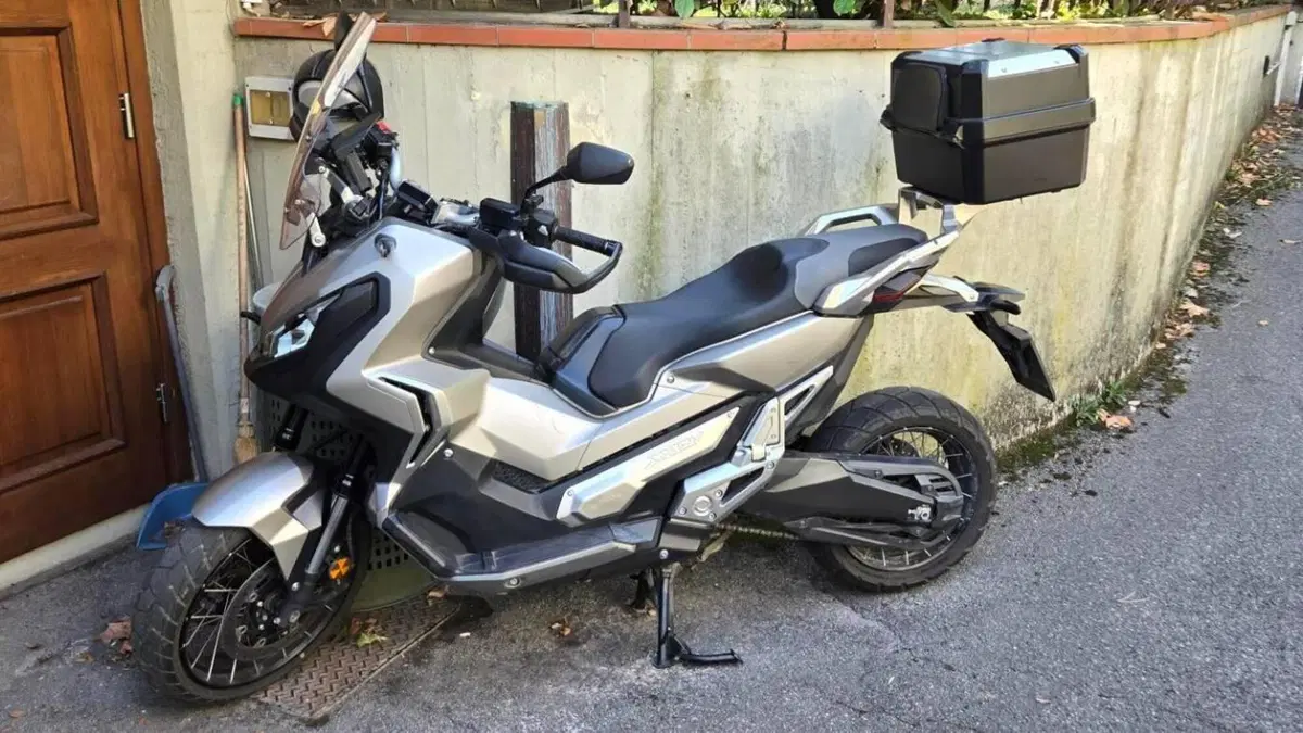 Honda X-ADV 750 (2018 - 20)  (2)