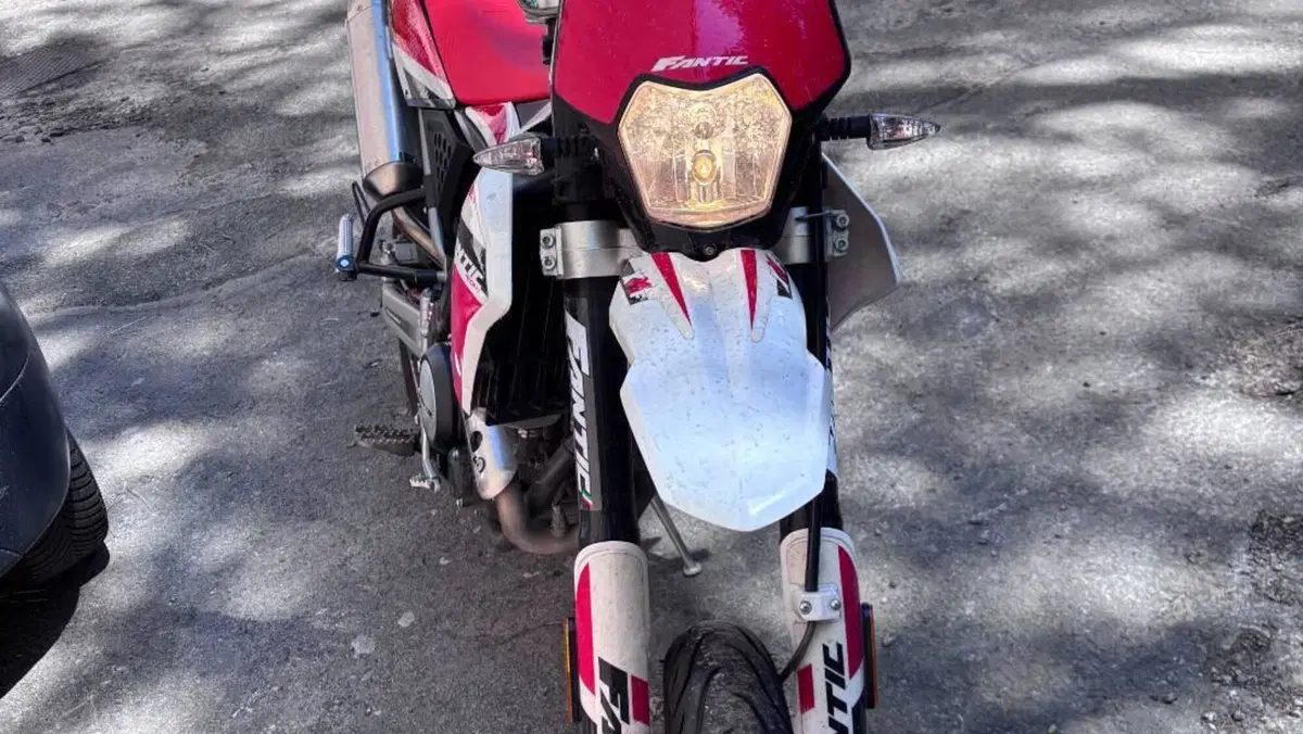 Fantic Motor XMF 125 Motard Competition 4t (2021 - 22)  (3)