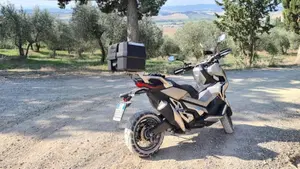 Honda X-ADV 750 (2018 - 20)  (3)