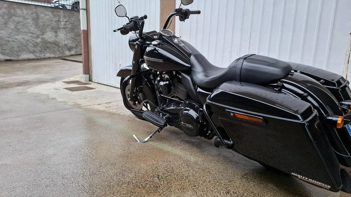 Harley-Davidson 114 Road King Special (2019 - 20) - FLHR  (2)