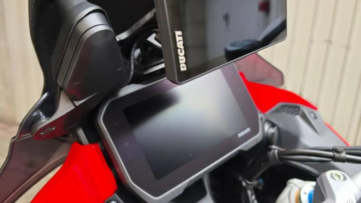 Ducati Multistrada V4 Pikes Peak (2021 - 24)  (4)