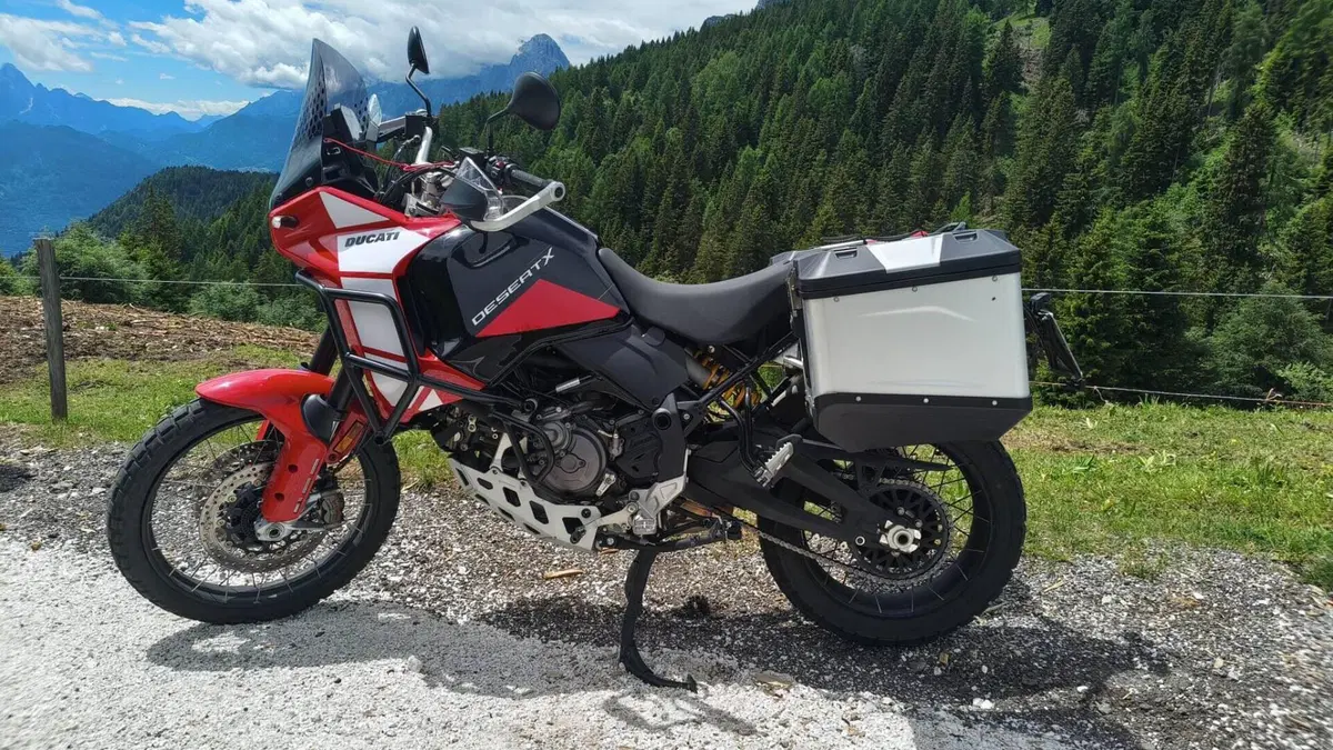 Ducati DesertX Discovery (2025) 
