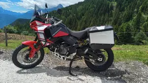 Ducati DesertX Discovery (2025) 